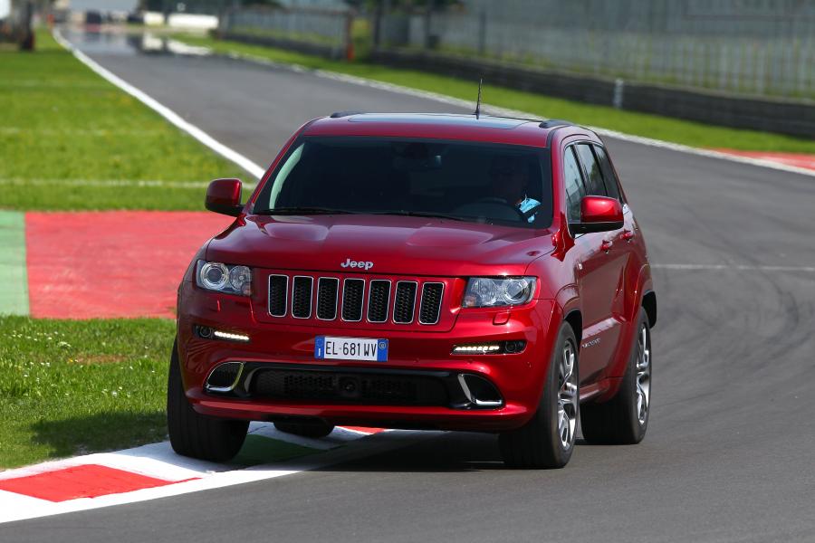  Jeep Grand Cherokee SRT8 2012 года  (фото 95 из 186)